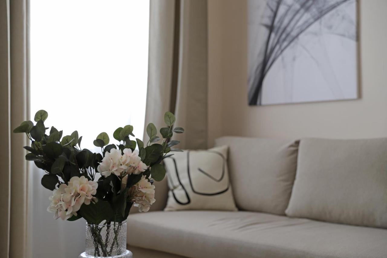 Spacious Apartment, 3 Min To U6 Metro Vienna Luaran gambar