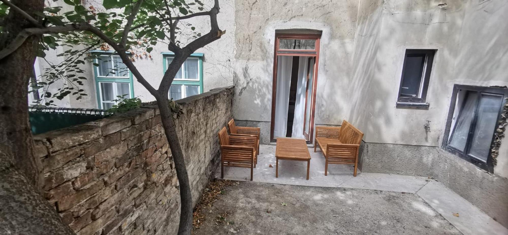 Spacious Apartment, 3 Min To U6 Metro Vienna Luaran gambar