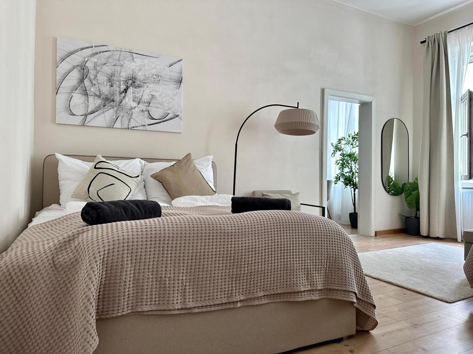 Spacious Apartment, 3 Min To U6 Metro Vienna Luaran gambar