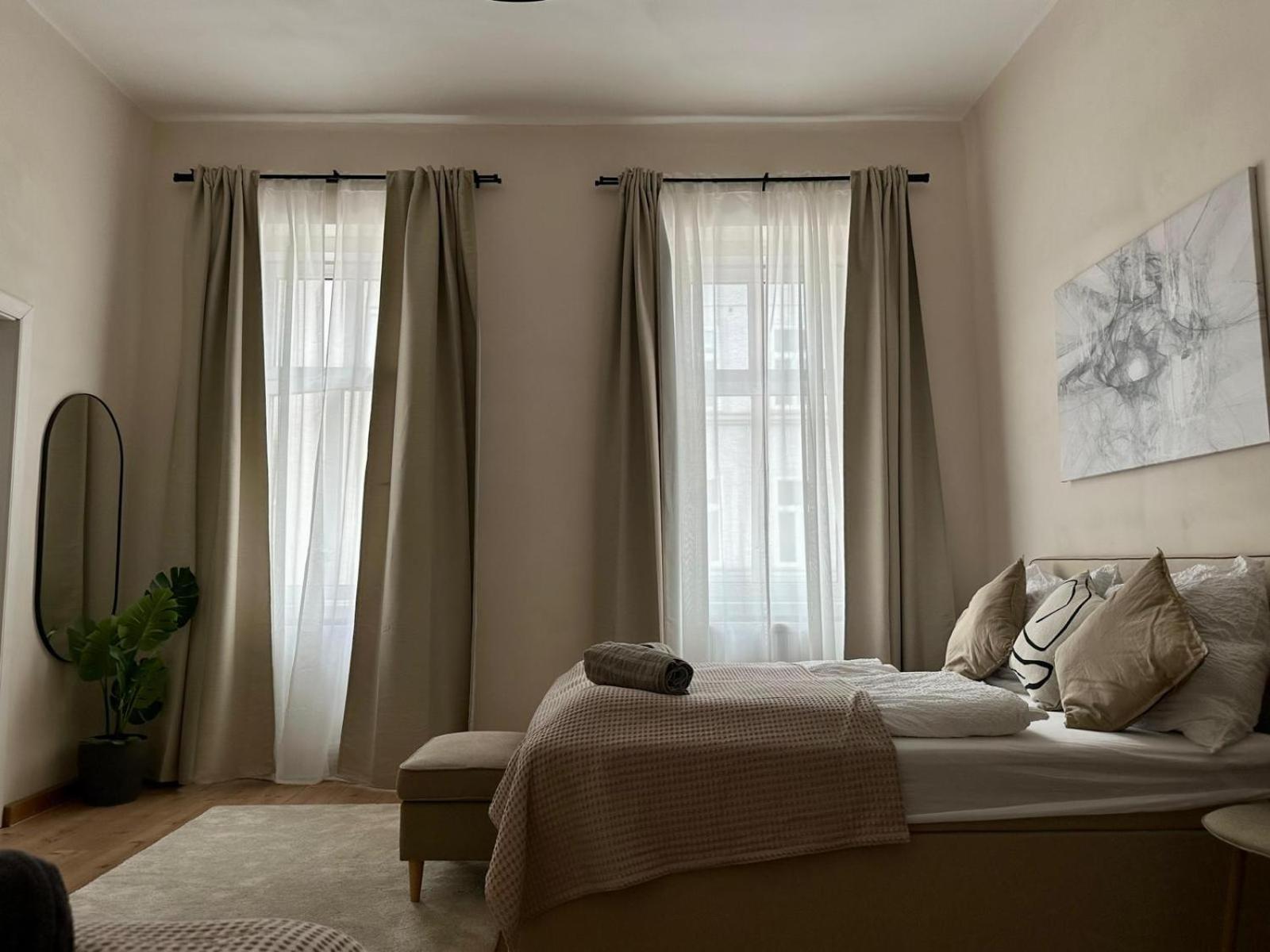Spacious Apartment, 3 Min To U6 Metro Vienna Luaran gambar