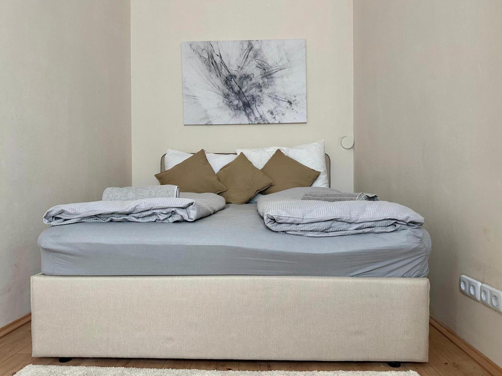 Spacious Apartment, 3 Min To U6 Metro Vienna Luaran gambar