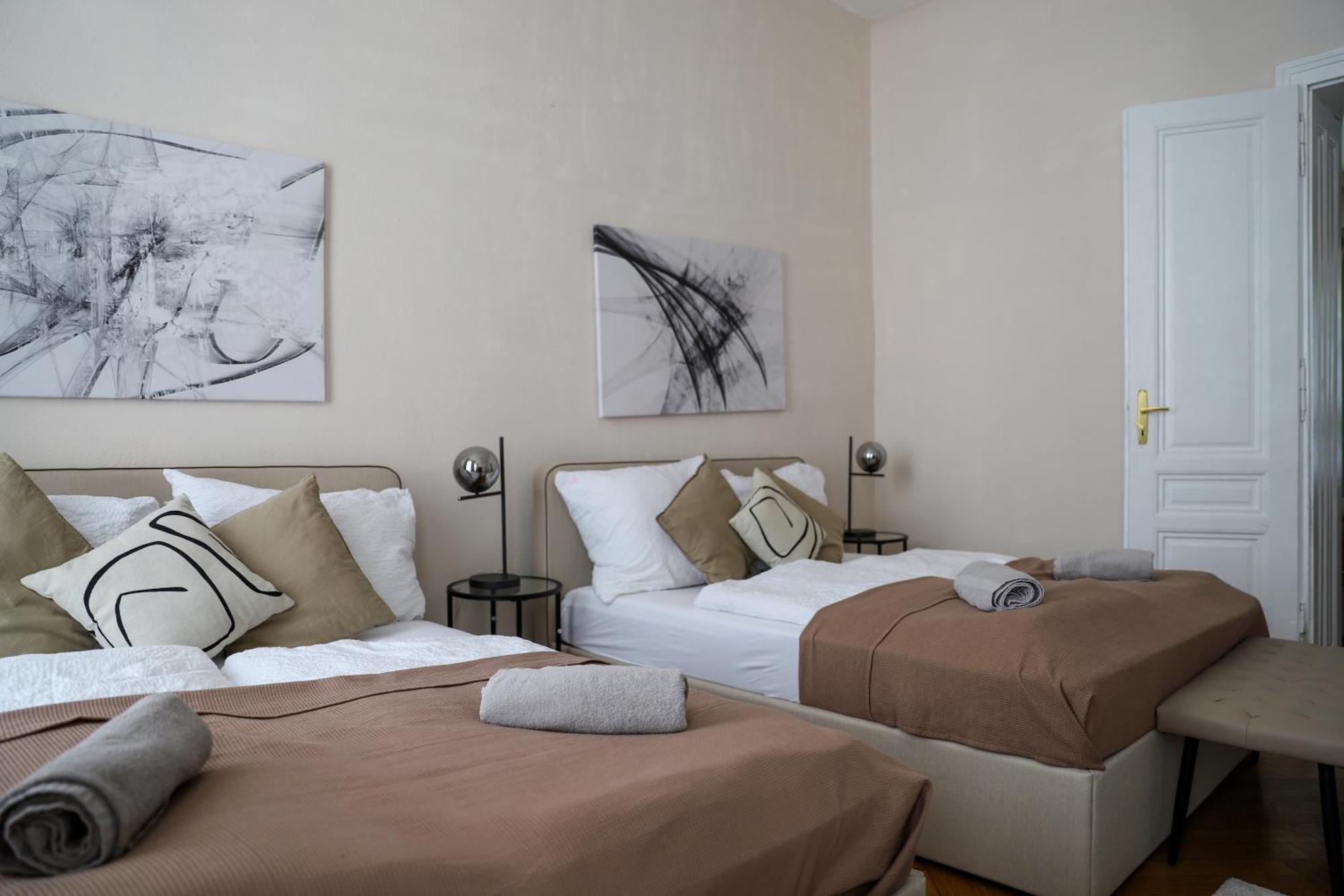 Spacious Apartment, 3 Min To U6 Metro Vienna Luaran gambar