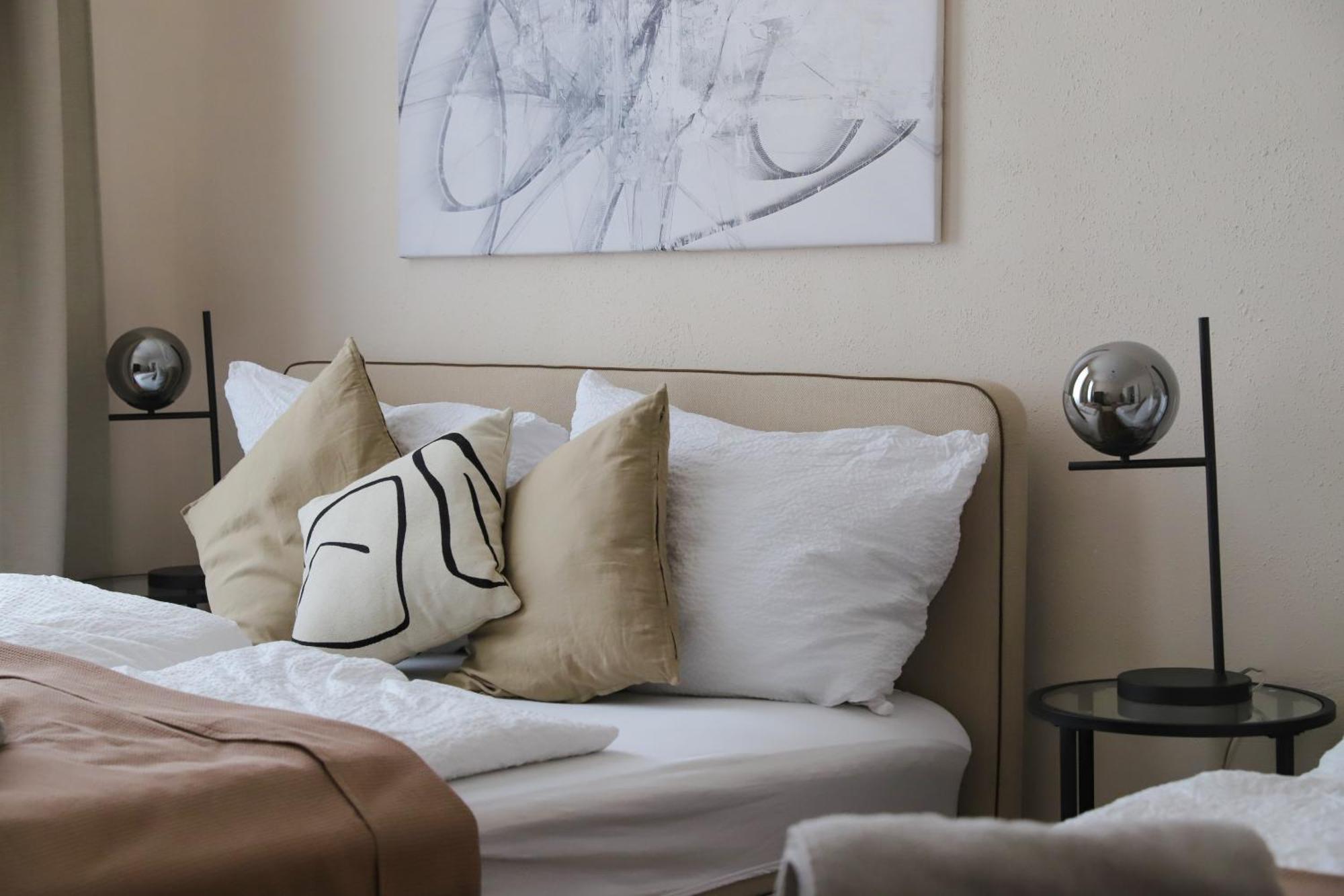 Spacious Apartment, 3 Min To U6 Metro Vienna Luaran gambar
