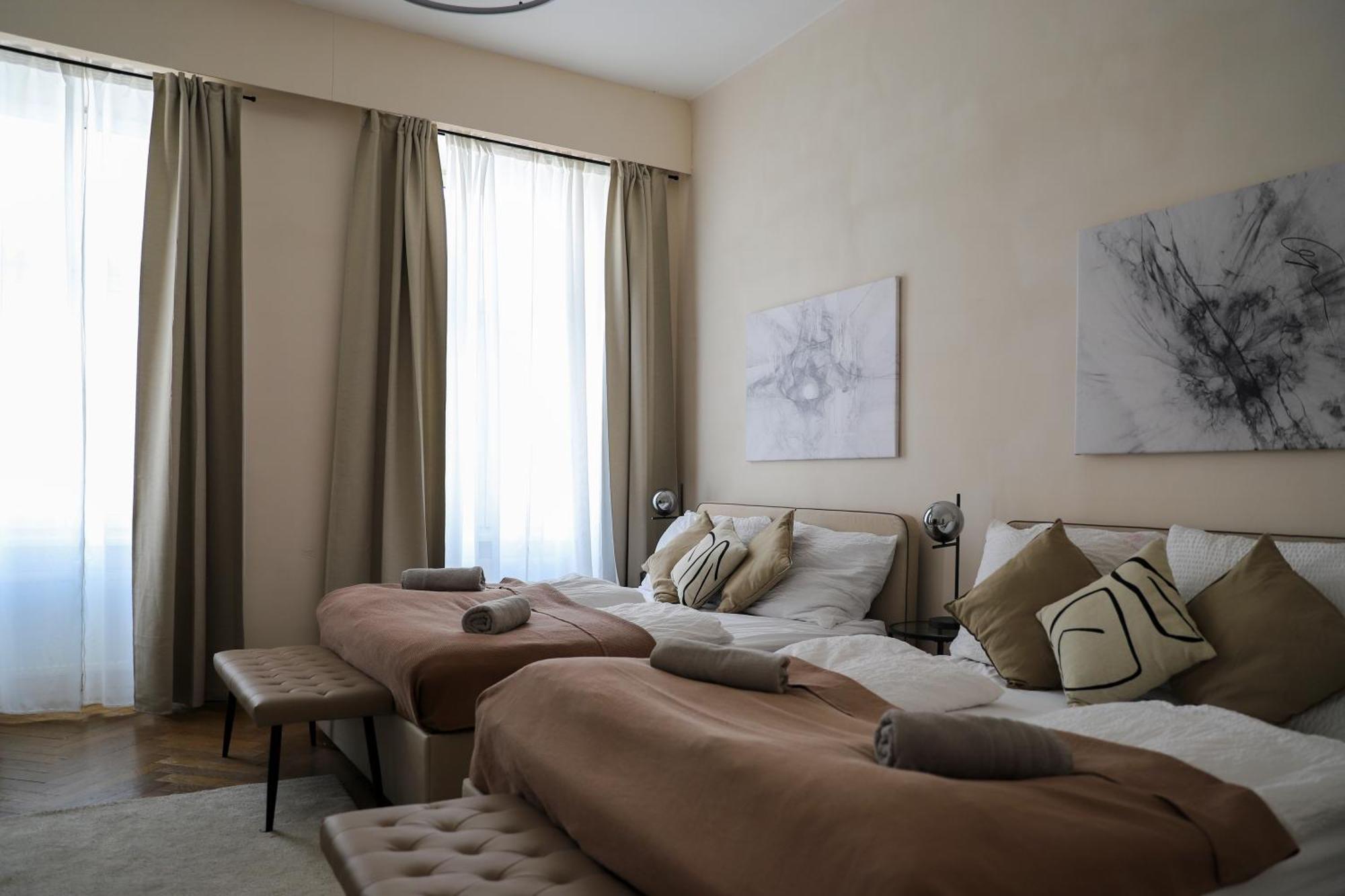 Spacious Apartment, 3 Min To U6 Metro Vienna Luaran gambar